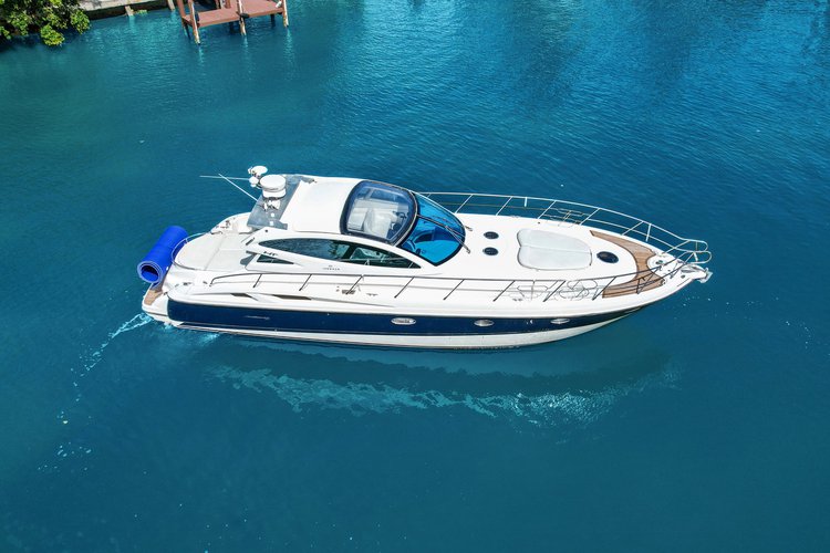Yacht Rental Packages in Qatar with Gallivant Charters
