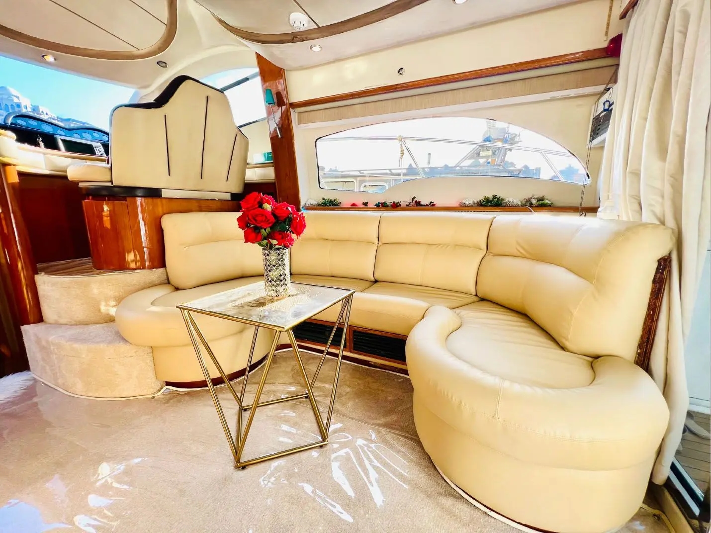 reasons-rent-yacht-for-Celebration-qatar image